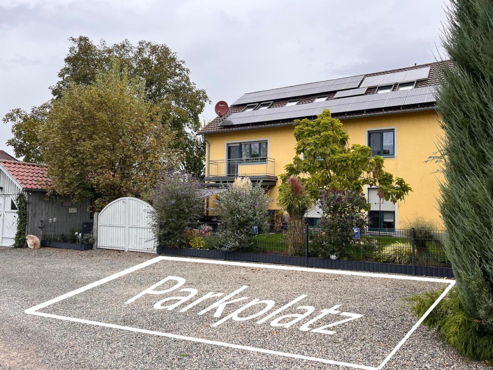 Moderne, gemütliche DG-Wohnung in ruhiger Lage Neunburg vorm Wald Exterior foto